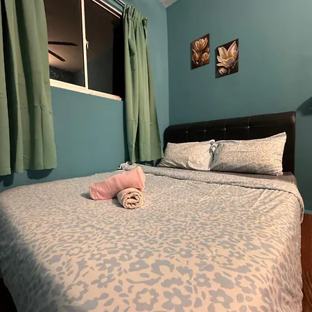 Skyview Relax 2Br 1Car Park Arenaspice Airport Domestic Guest Only Bayan Lepas Exterior photo